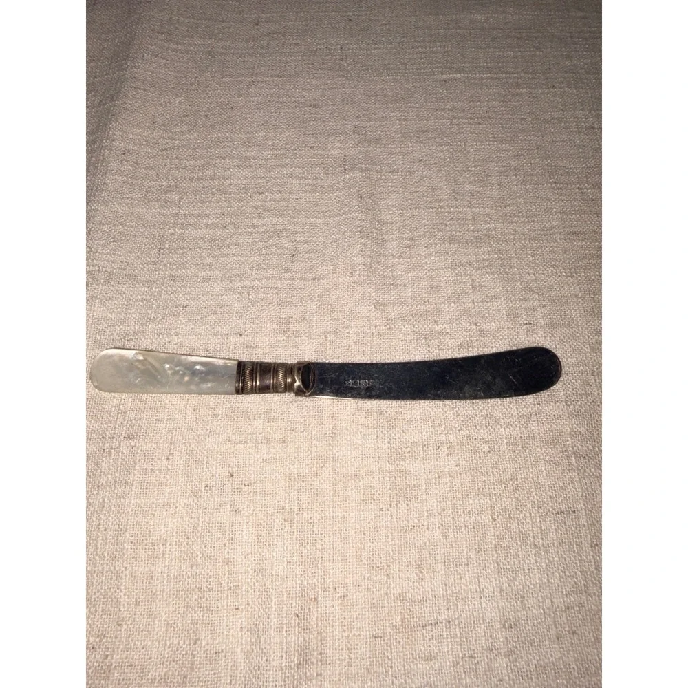 Antique EPNS Mother of Pearl Handle Butter Knife Spreader Silver Plate‎ 5.75